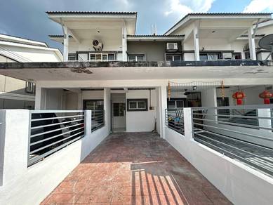 The Lake Residence, Taman Putra Perdana Puchong for Sale