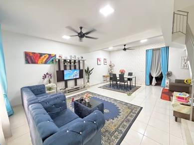 Laman haris puncak alam teres 2 tingkat for sale