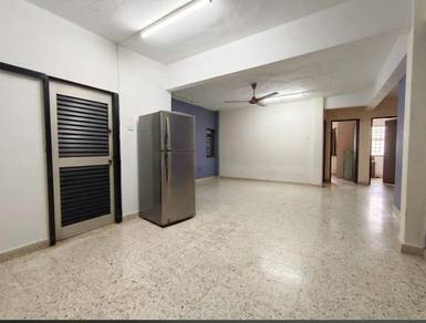 Angsana Apartment, Pandan Indah for Sale | 3 Bedrooms