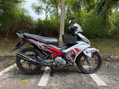 Yamaha LC 135