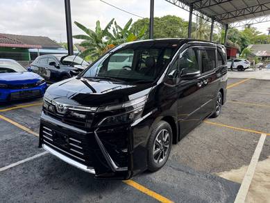 2021 Toyota VOXY 2.0 ZS KIRAMEKI III (A)