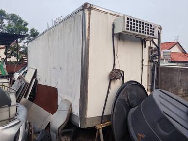 Lori Box  chiller box 17 kaki Ais box