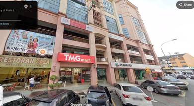 Kedai Ground Floor  @ Diamond Square, Off Jalan Gombak  [Hadap Jalan]