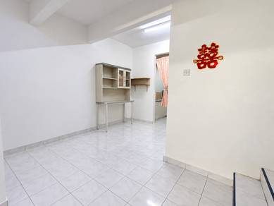 Good Condition!! 2 Storey Terrace Taman Tambychik Karim Taman Merdeka