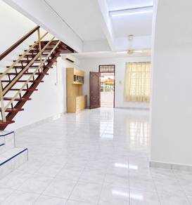 Good Condition!! 2 Storey Terrace Taman Tambychik Karim Taman Merdeka