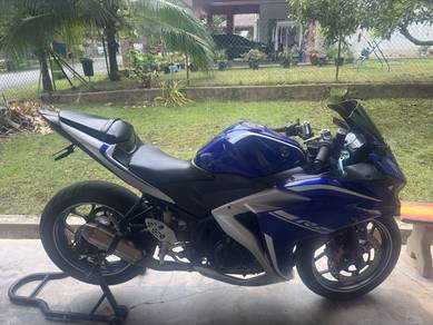 Yamaha R25 v1