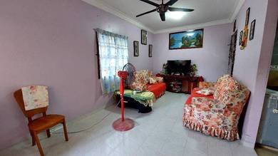 Seri Jati Apt, Puchong Wawasan,Bandar Puteri. Move in Condition!