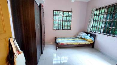 Seri Jati Apt, Puchong Wawasan,Bandar Puteri. Move in Condition!