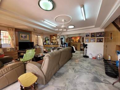 2-Storey Corner House For Sale