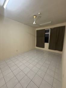 Angkasa Phase 2 Block M 3R2B 850sqft Bare For Rent 