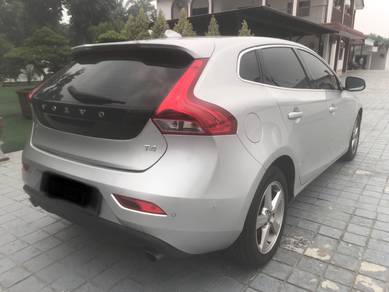 Volvo V40 1.6 T4 (A)
