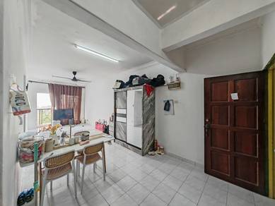 Pangsapuri Anggerik Indah Seksyen 16 Shah Alam - Middle Floor