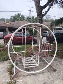 Heavy Duty Outdoor Metal Swing / Buaian Besi Tadik