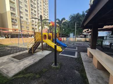 Nice FULLY FURNISHED Lakeview Apartment Taman Jasa Perwira Batu Cave
