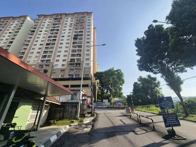 Nice FULLY FURNISHED Lakeview Apartment Taman Jasa Perwira Batu Cave