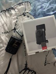 Canon V10