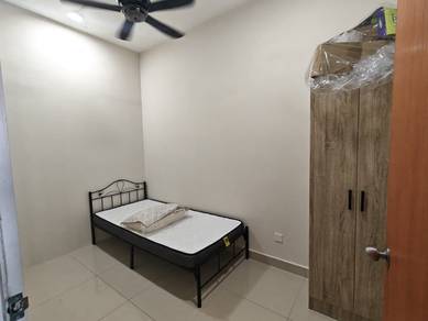 Single room for rent at Symphony tower balakong, Seri Kembangan