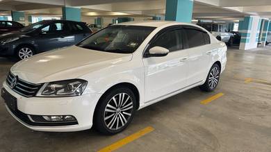 Volkswagen PASSAT 1.8 TSI (CKD) ENHANCED (A)