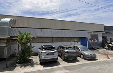 HOT! HUGE SPACE SEMI-D FACTORY/ WAREHOUSE! Taman Perindustrian Puchong