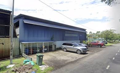 HOT! HUGE SPACE SEMI-D FACTORY/ WAREHOUSE! Taman Perindustrian Puchong