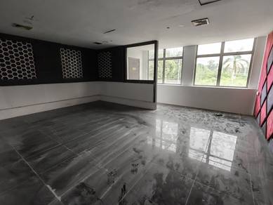 Puchong Bandar Puteri 1st Floor Office to Let