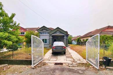 [EXTEND KITCHEN|TANAH LUAS] SEMI D Pantai Sepang Putra Sg Pelek Sepang