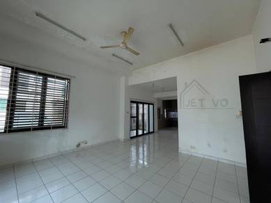 For Sale!! Bukit Raja Avani Double Storeu Endlot with Extra 10ft Land!
