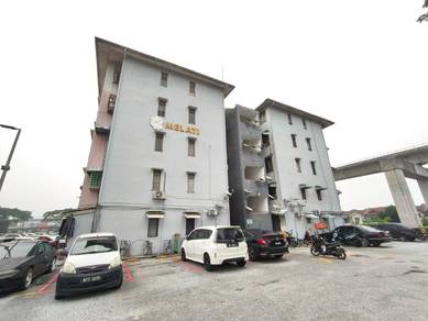 Flat garnet, Taman Puchong Indah