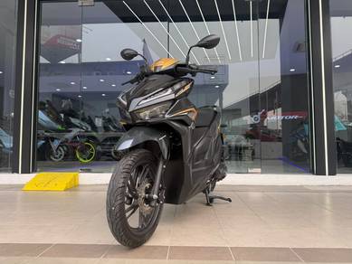 2024 Honda Vario 125 (7K KM ONLY) Boleh Loan/Cash