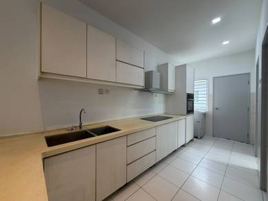 Bandar Botanic Akasia Newly Touch Up Renovated For Rent Klang