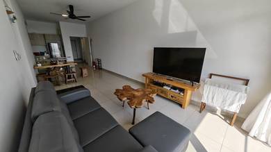 Bukit Bantayan Top Floor — 2 Parking + Open Mountain View