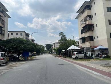 Puchong Utama court 1 apartment untuk dijual