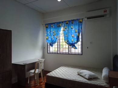 ROOM FOR RENT Kenny heights; Near Swinburne [Lady/Female only]