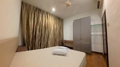 Regalia KL Medium Queen Bedroom Attached Bath | Near KTM & LRT PWTC
