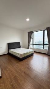 Country Garden Central Park Ensuite Room with Private Bathroom 