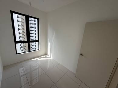 Vivo Executive Apartment  Batu Kawan high floor 830sf