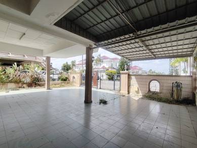 Single storey Semi d/Taman sri kluang