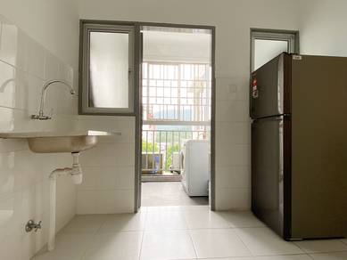 【New Renovated】Seri Intan Aircon Room at Setia Alam