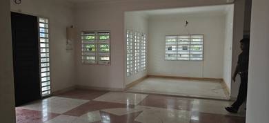 Kluang Bungalow for sales Jln Jaya Tmn Kerjasama