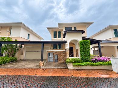 Moonlight Bay Batu Ferringhi 4-Storey Bungalow with Garage