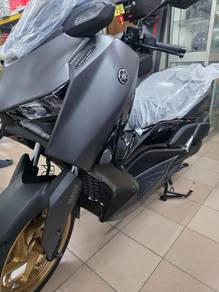 Yamaha XMAX 300