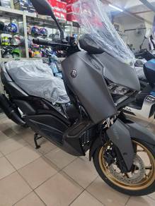 Yamaha XMAX 300