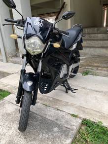 FZ150i Well-Maintained & Reliable Commuter