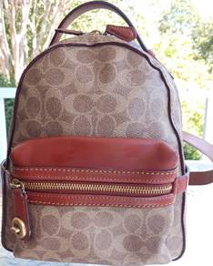COACH 32715 SMALL Campus Cognac Signature C and Le