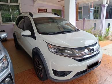 Honda BR-V 1.5 E -- (A)