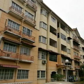 Intana Ria Apartment Bangi 4R2B F/F Seksyen 7 Bandar Baru