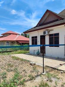 Rumah Semi-D 3 Bilik untuk Disewa — Bandar Paka
