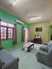 Rumah Semi-D 3 Bilik untuk Disewa — Bandar Paka
