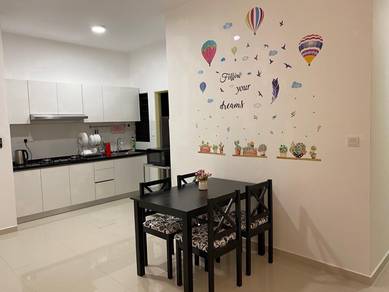 The Hamilton @wangsa Maju Near LRT Balcony room (female unit only)