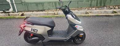 Zeeho Ae4 